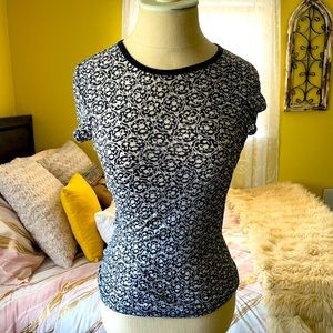 City Lights T shirt  size small